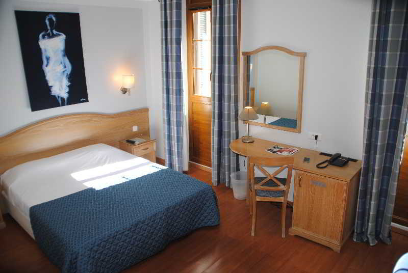 The Originals Boutique, Grand De La Gare, Toulon